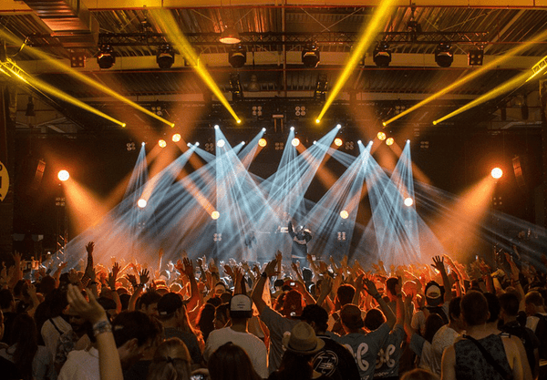 ¿Cómo hacer bailar al público? - The Music Site