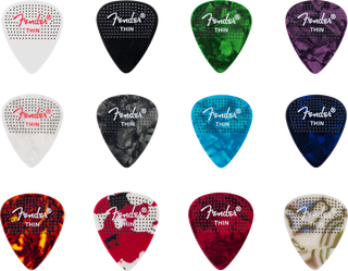 Pajuela Fender De Celuloide Punteadas X12 Heavy 1980200500