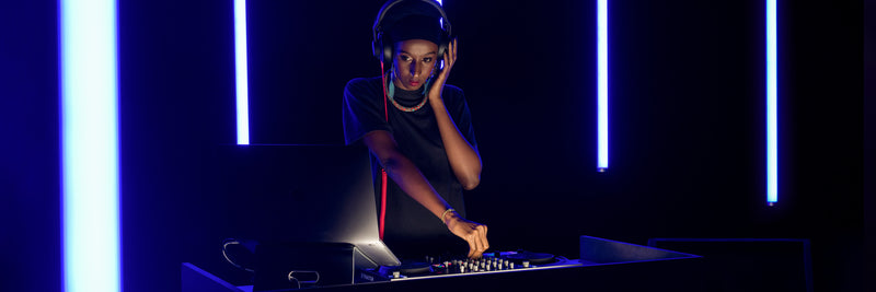 Controlador Dj Native Traktor Kontrol S3