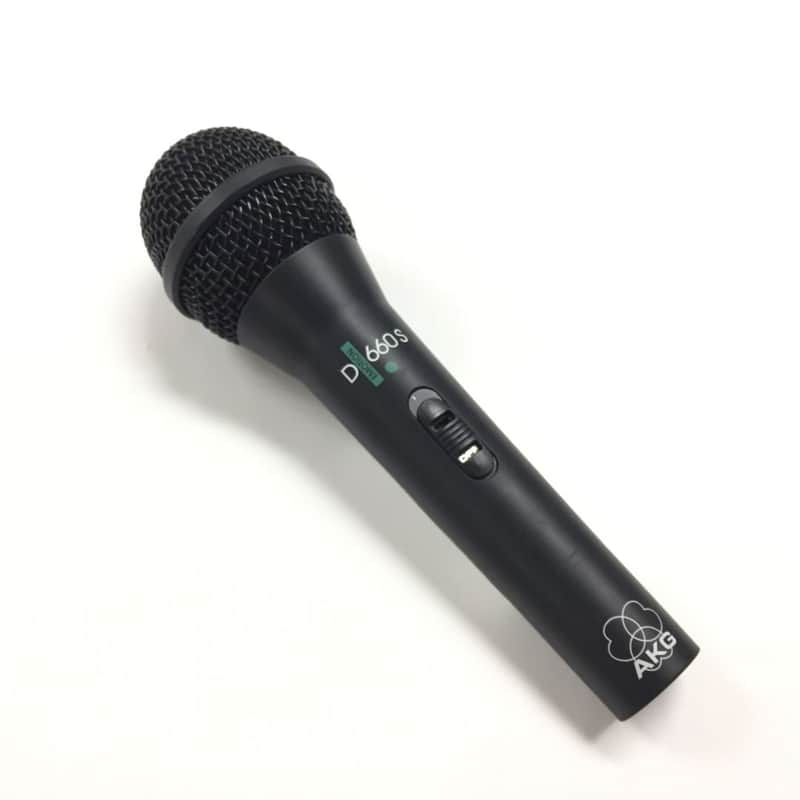Microfono Akg D660s
