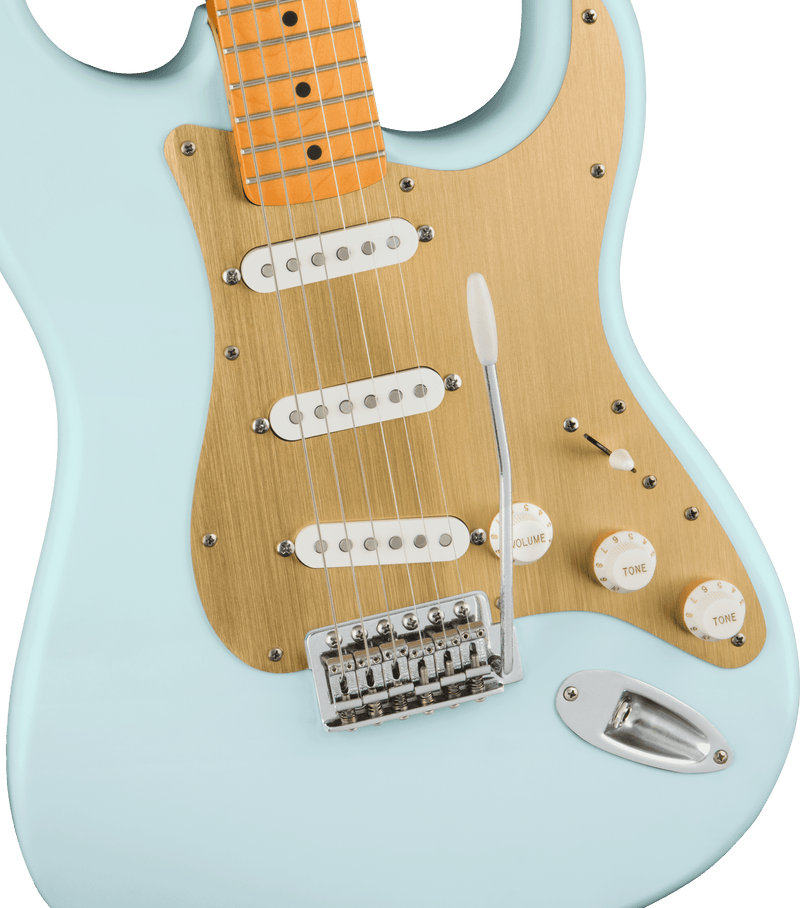 Guitarra Electrica Fender Squier 40th Anniversary Stratocaster®, Vintage Edition, diapasón de arce, golpeador anodizado dorado, azul sónico satinado0379510572 - The Music Site