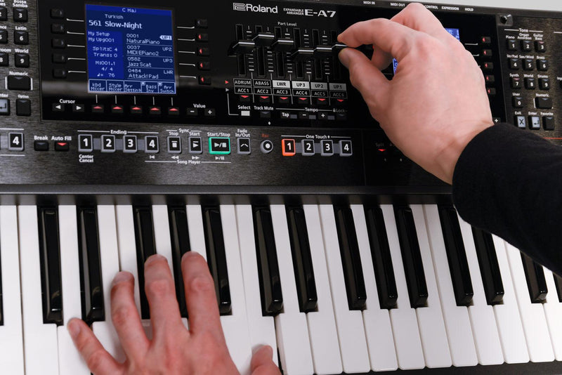 Sintetizador Roland E-A7 - The Music Site