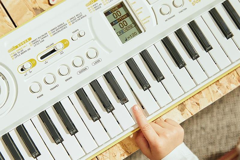 Teclado Casio Sa-80H2 Con Adaptador - The Music Site