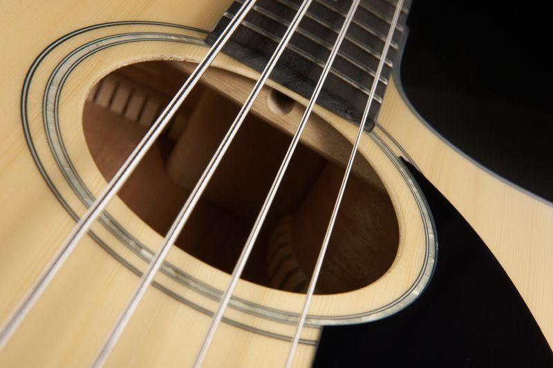 Bajo Electroacustico Fender CB-100CE Bass, Natural 0961560021 - The Music Site