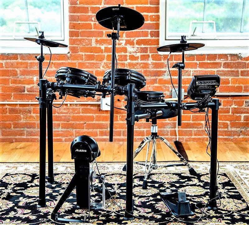 Bateria Electronica Alesis Nitro Mesh - The Music Site