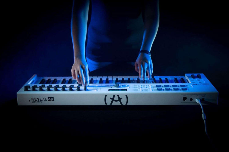 Controlador Arturia Keylab Essential 49 230521 - The Music Site
