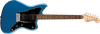 Guitarra Electrica Fender Squier Affinity Series™ Jazzmaster®, diapasón de laurel, golpeador negro, azul Lake Placid0378301502 - The Music Site