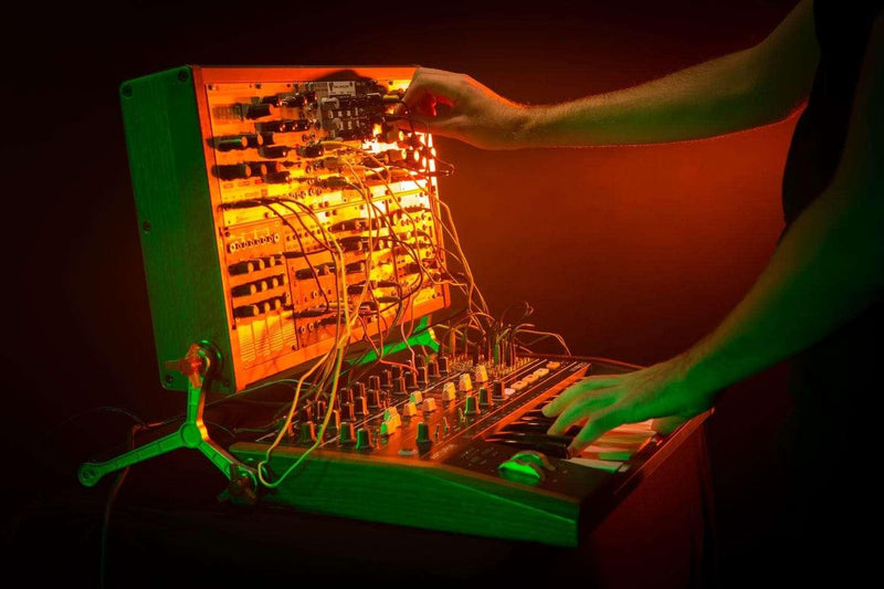 Sintetizador Arturia Minibrute 2 Noir 531003 - The Music Site